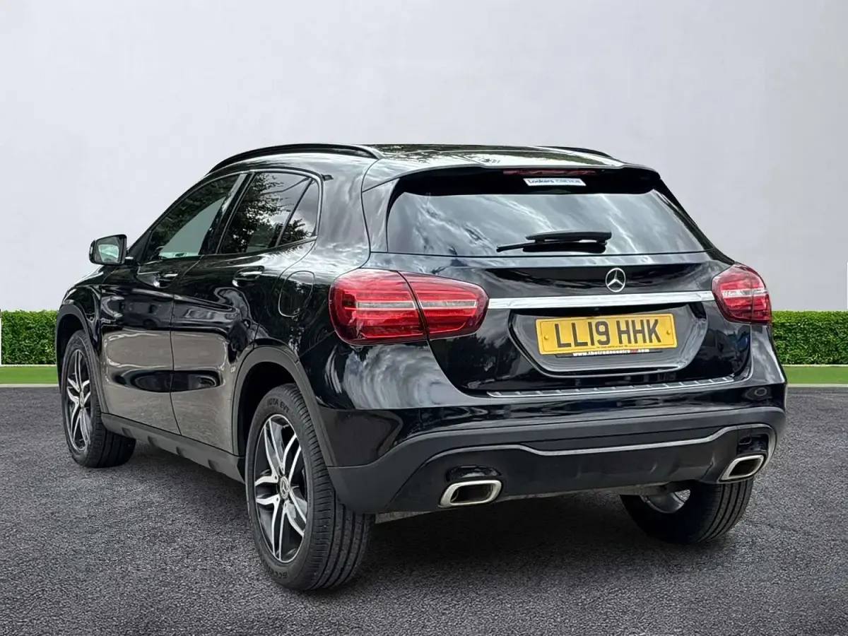 Used Mercedes GLA180 Urban 2019 Black SUV