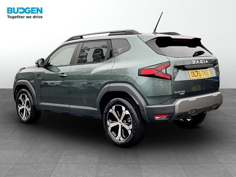 New Dacia Duster Journey 2025 Green Hatchback