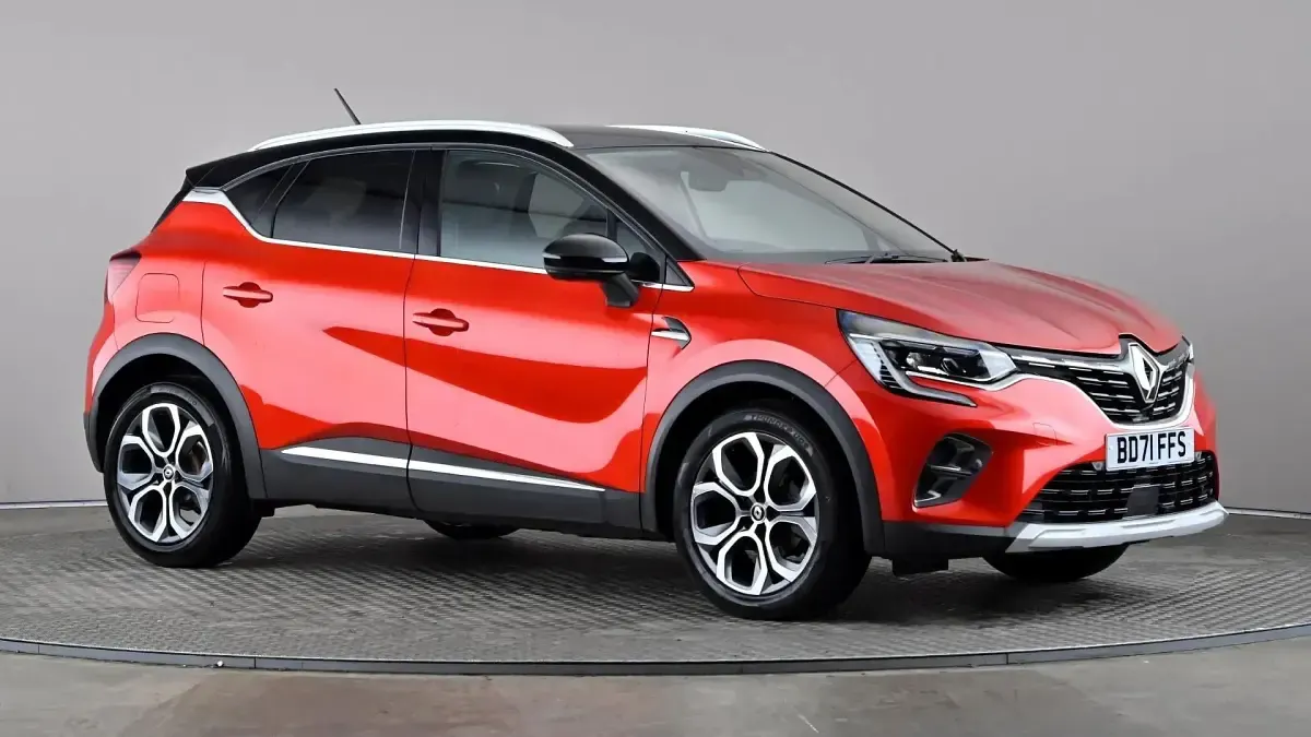 Usado Renault Captur Version S 140 HP (102 kW) 2021 Vermelho SUV