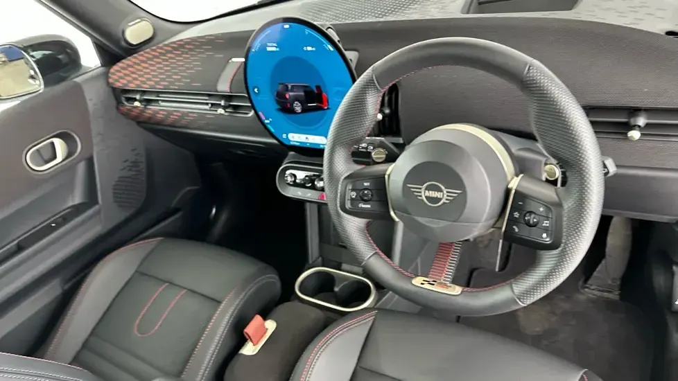 Used Mini Cooper S Hatch 201 HP (147 kW) 2024 Black Hatchback