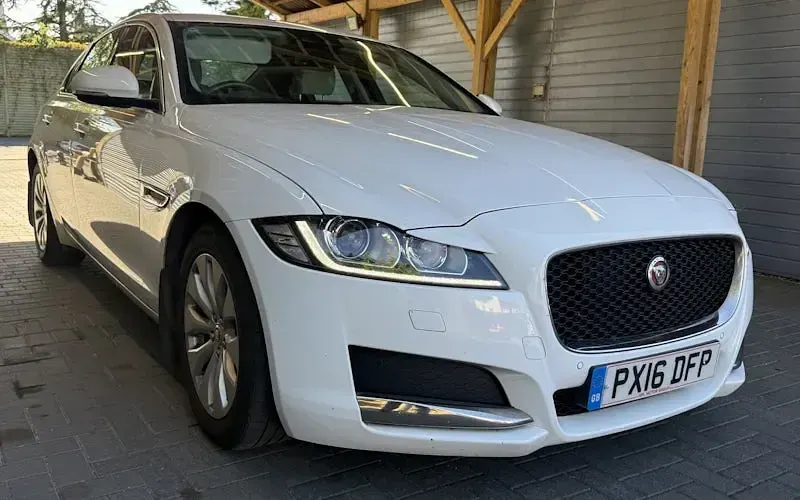 Used Jaguar XF Portfolio 163 HP (119 kW) 2020 Sedan