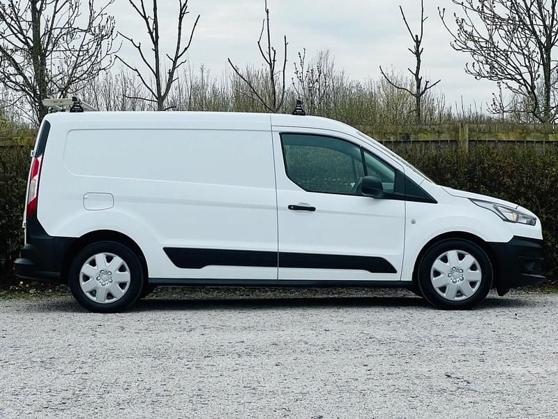 Used Ford Transit Connect 100 HP (73 kW) 2021 White MPV