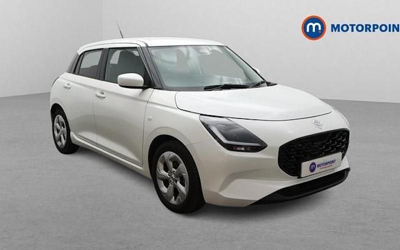Used Suzuki Swift 82 HP (60 kW) 2025 White Hatchback