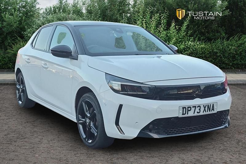 Used Vauxhall Corsa S 100 HP (73 kW) 2023 White Hatchback