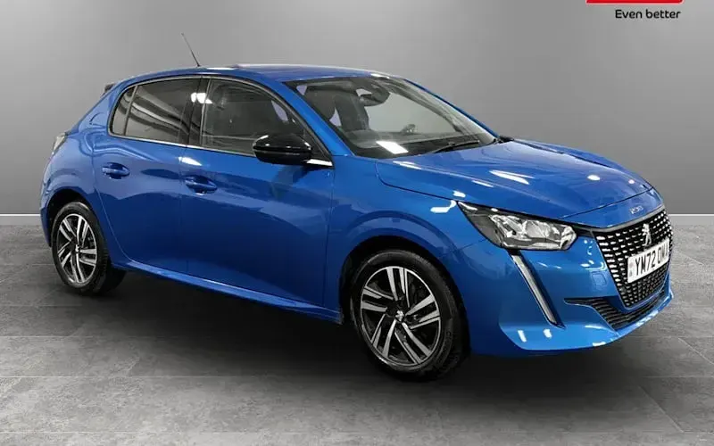 Used Peugeot 208 Allure+ 102 HP (75 kW) 2023 Hatchback