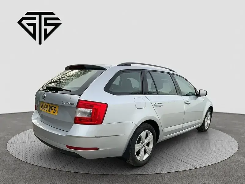 Used Skoda Octavia 115 HP (84 kW) 2025 Silver Estate