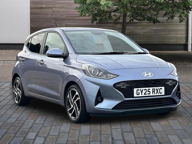 Blue Used 2025 Hyundai i10 Premium Hatchback | £16,890 (Fair price) - Image 1/4