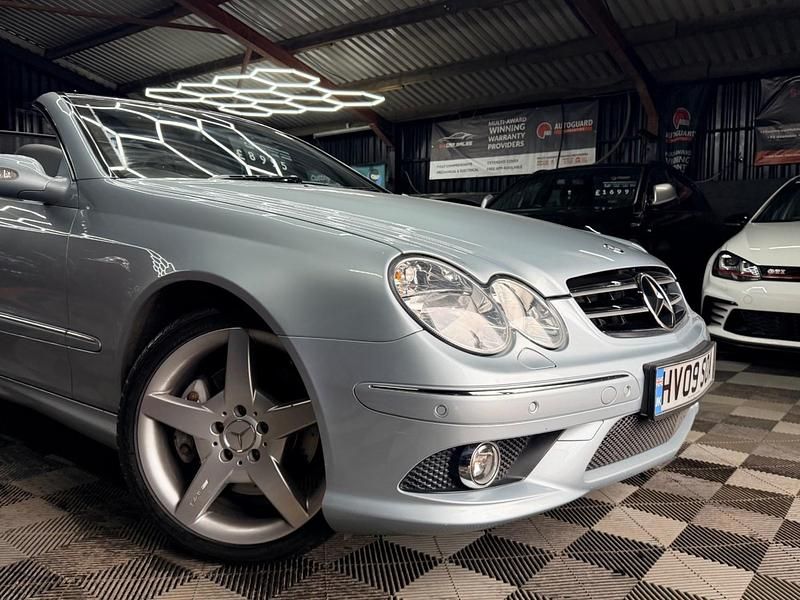 Usado Mercedes CLK280 2009 Prateado Cabrios