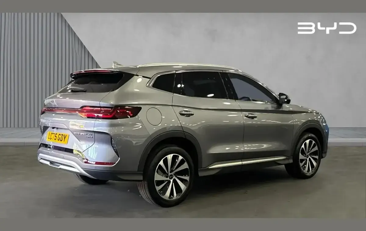 Used BYD Seal U Design 324 HP (238 kW) 2025 Grey SUV