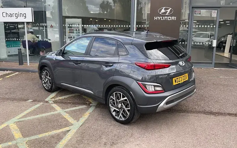 Used Hyundai Kona Premium 141 HP (103 kW) 2022 Grey SUV