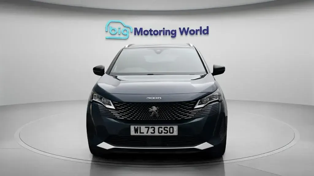Used Peugeot 3008 GT 130 HP (95 kW) 2024 Blue SUV