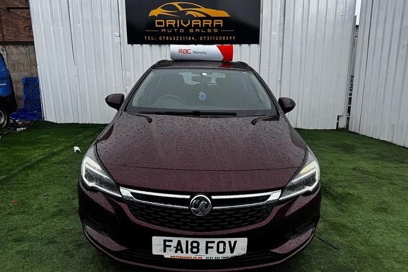 Red Used 2018 Vauxhall Astra Design Edition Estate | £8,000 (Good price) - Image 1/1