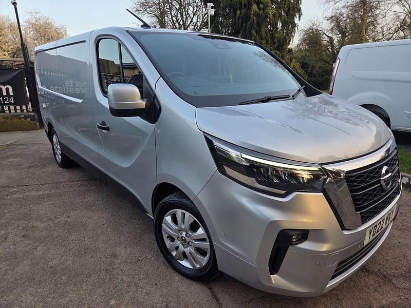 Used Nissan Primastar Tekna 150 HP (110 kW) 2022 Grey MPV