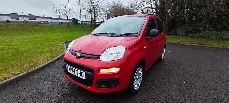 Used Fiat Panda Easy 69 HP (50 kW) 2014 Red Hatchback