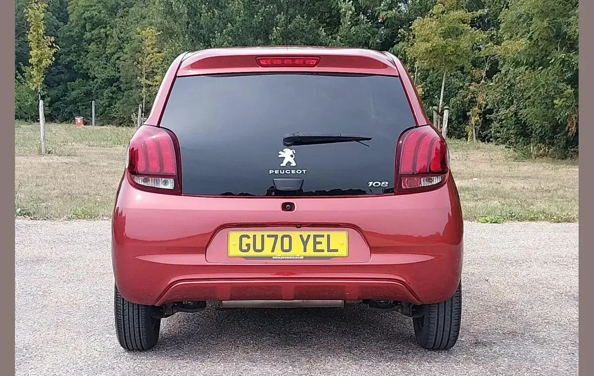 Used Peugeot 108 Collection 71 HP (52 kW) 2020 Red Hatchback