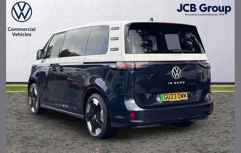 Usado VW ID. Buzz Pro 147 kW (200 HP) 2023 Branco Monovolume