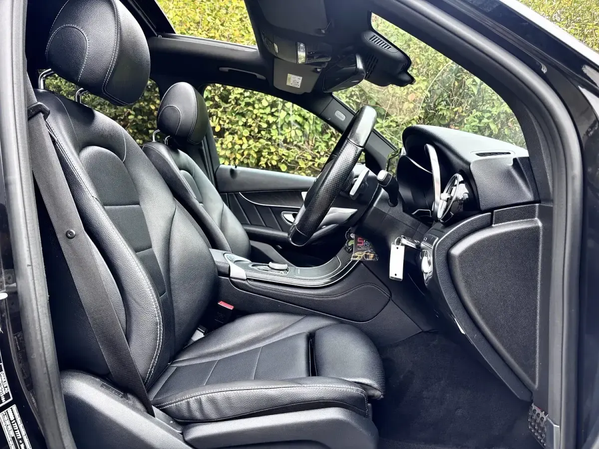 Used Mercedes GLC250 AMG line 211 HP (155 kW) 2018 Black SUV
