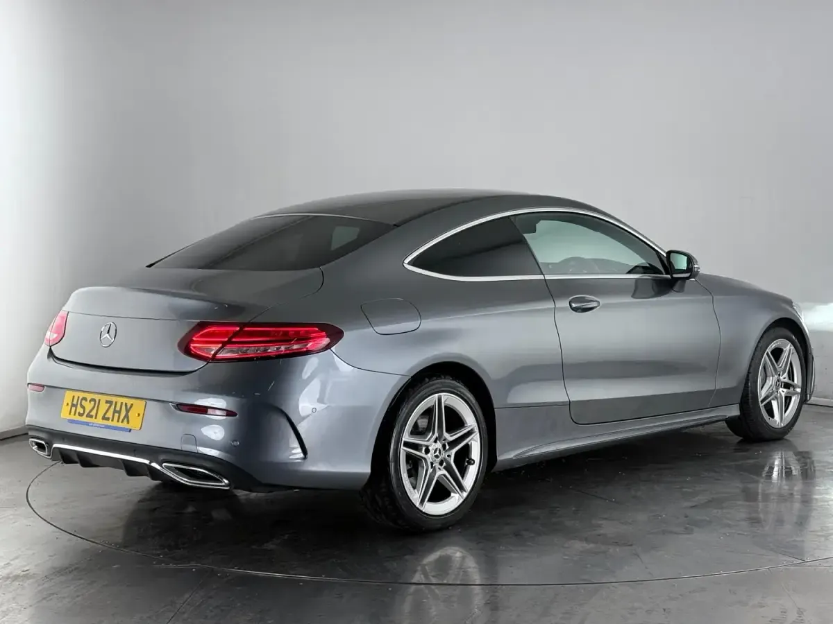 Second-hand Mercedes C220 AMG line 194 CP (142 kW) 2021 Gri Coupe