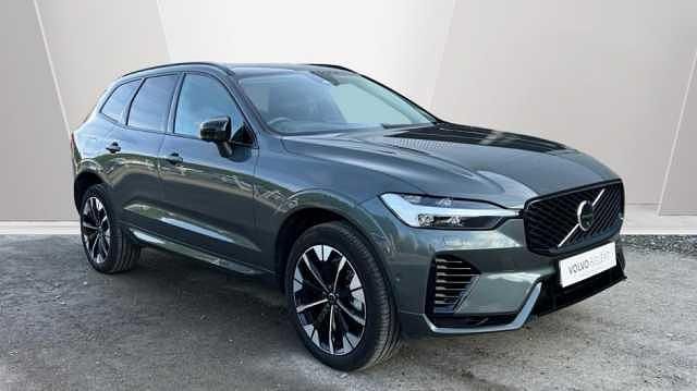 Used Volvo XC60 Ultra 449 HP (330 kW) 2025 Green SUV