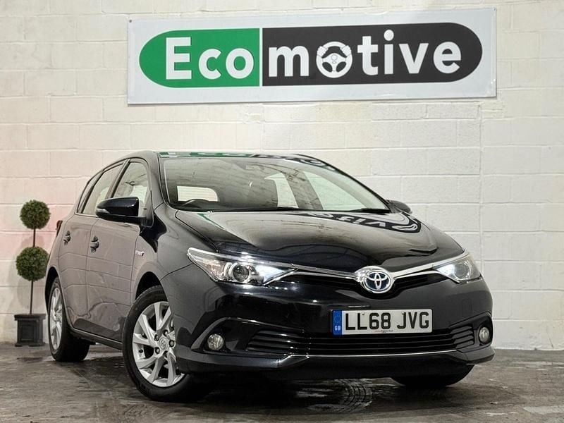 Used Toyota Auris Hybrid 2018 Black Hatchback