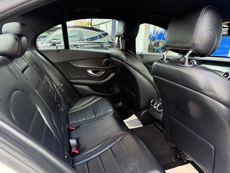 Used Mercedes C200 AMG line 136 HP (100 kW) 2016 White Sedan
