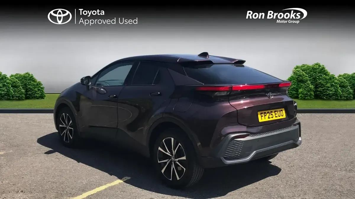 Used Toyota C-HR Design 2025 Mauve/purple SUV