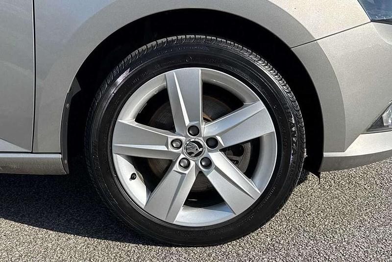 Used Skoda Fabia SE L 108 HP (79 kW) 2018 Cappuccino beige metallic Estate