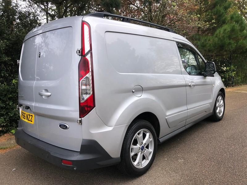Used Ford Transit Connect Limited 115 HP (84 kW) 2016 Silver MPV