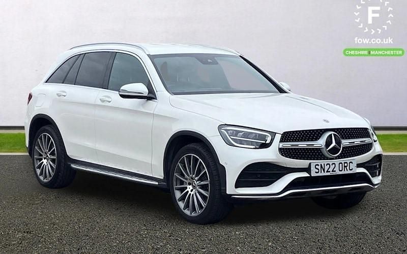 Used Mercedes GLC300 AMG Line Premium 245 HP (180 kW) 2022 White Estate