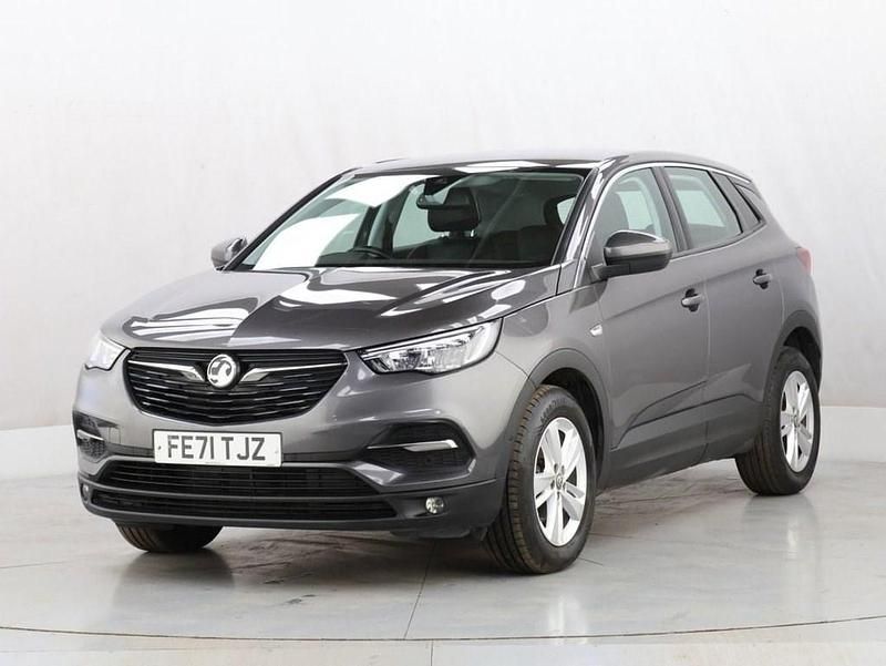 Used Vauxhall Grandland X Business Edition 130 HP (95 kW) 2021 Grey SUV