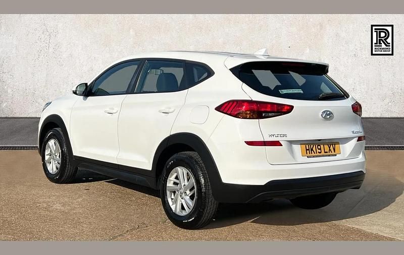 Used Hyundai Tucson 177 HP (130 kW) 2019 White SUV