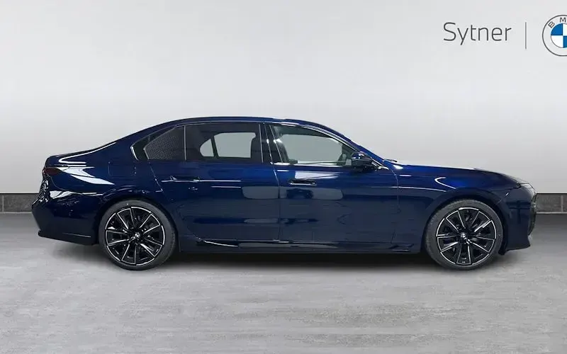 New BMW 750e M Sport 489 HP (359 kW) 2026 Sedan