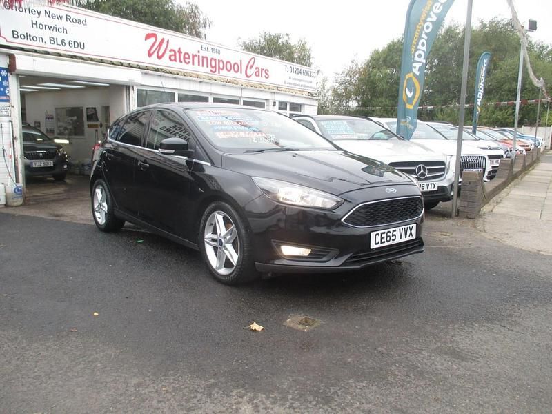 Black Used 2015 Ford Focus Zetec Hatchback | £6,995 (Fair price) - Image 1/4