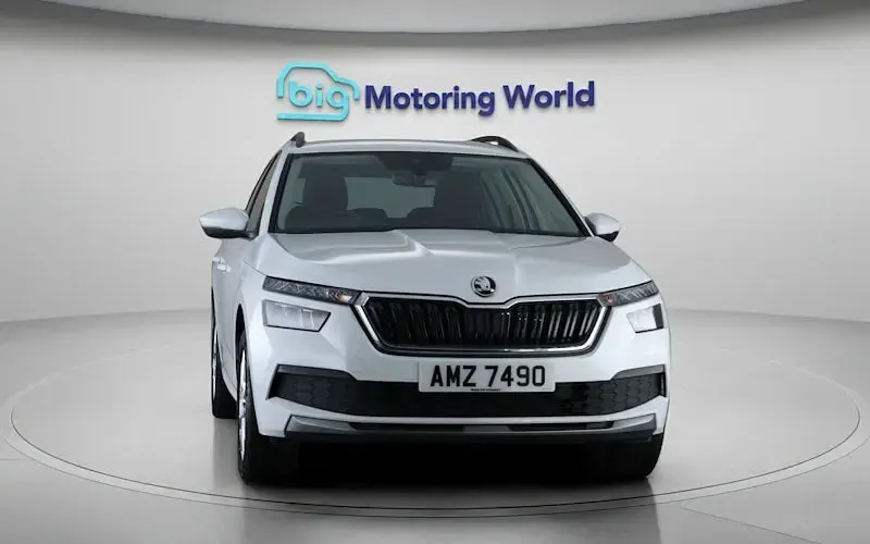 Used Skoda Kamiq SE Drive 95 HP (69 kW) 2023 White SUV