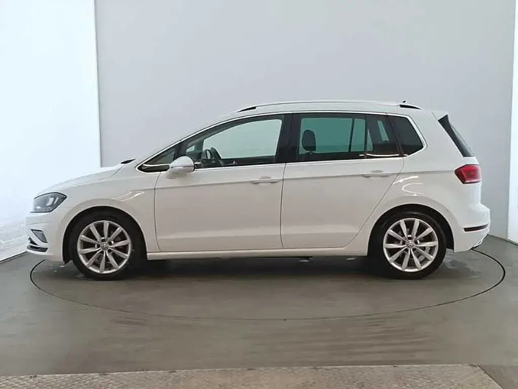 Used VW Golf VII GT 150 HP (110 kW) 2019 White Hatchback
