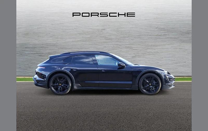 Used Porsche Taycan Cross Turismo 344 kW (469 HP) 2022 Black Estate