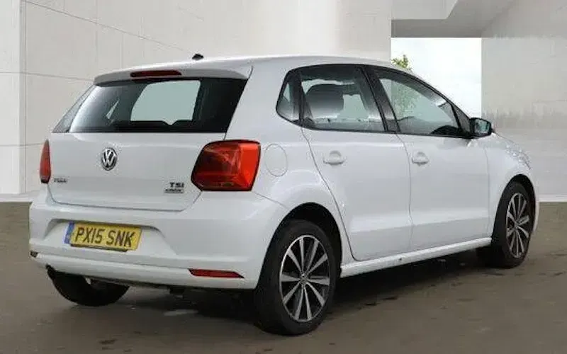 Used VW Polo SE 90 HP (66 kW) 2015 Hatchback