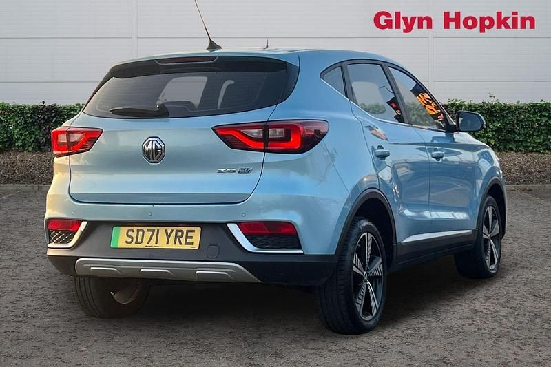 Used MG ZS Excite 105 kW (143 HP) 2021 Blue SUV
