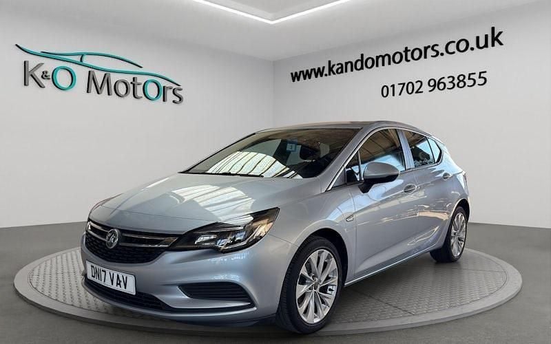 Used Vauxhall Astra Design Edition 125 HP (91 kW) 2019 Hatchback