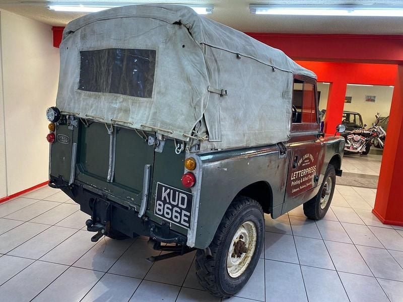Used Land Rover 88 70 HP (51 kW) 1967 Green