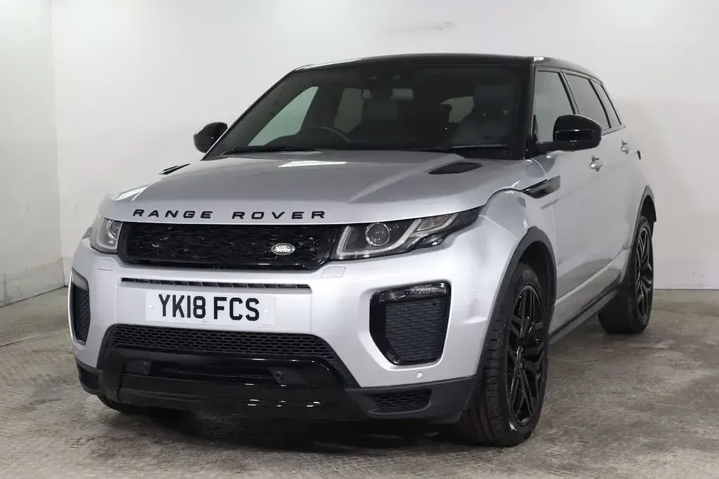 Used Land Rover Range Rover evoque HSE Dynamic 180 HP (132 kW) 2018 Silver SUV
