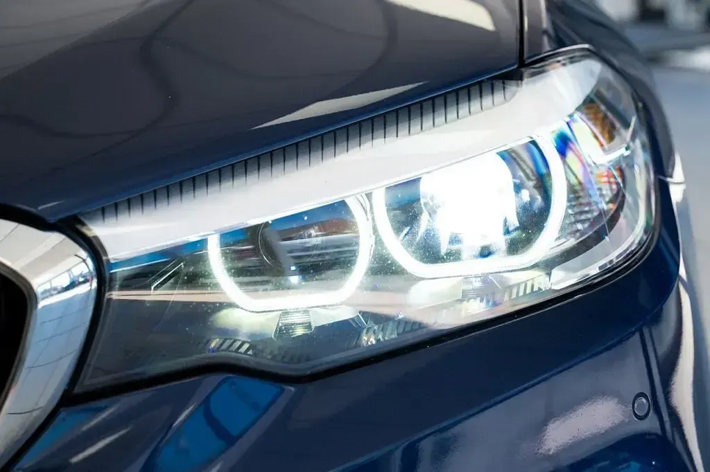 Used BMW 520 M Sport 190 HP (139 kW) 2019 Blue Estate