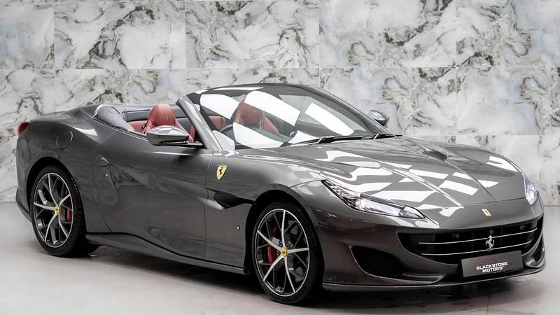 Grey Used 2018 Ferrari Portofino Cabriolet | £109,949 (Good price) - Image 1/4