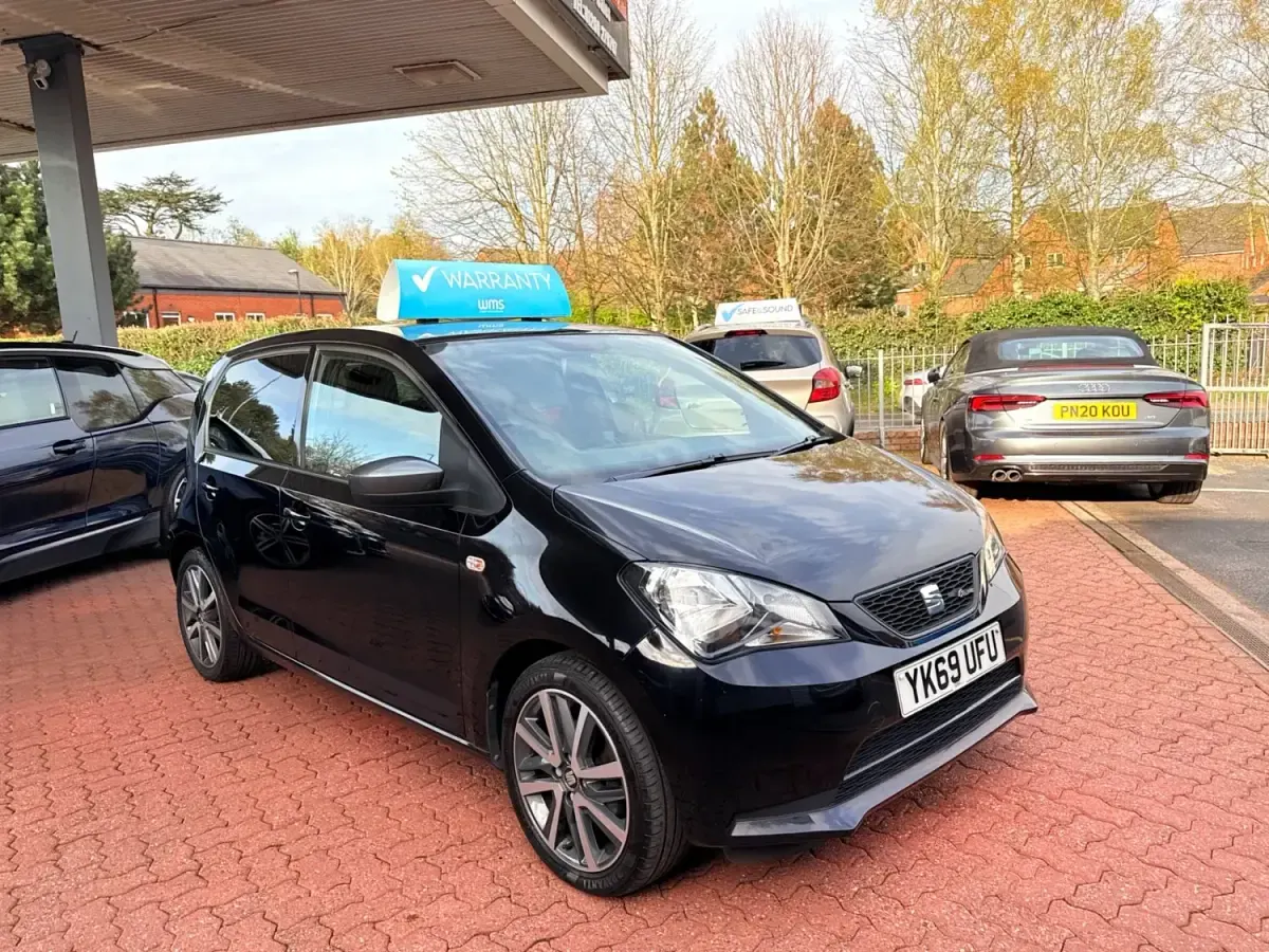Usado Seat Mii FR-Line 75 CV (55 kW) 2019 Negro Utilitario