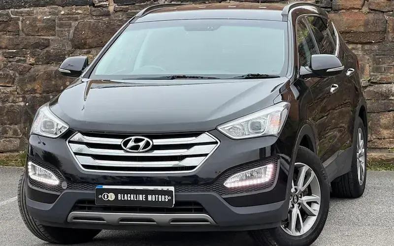 Used Hyundai Santa Fe Premium 197 HP (144 kW) 2014 Black SUV