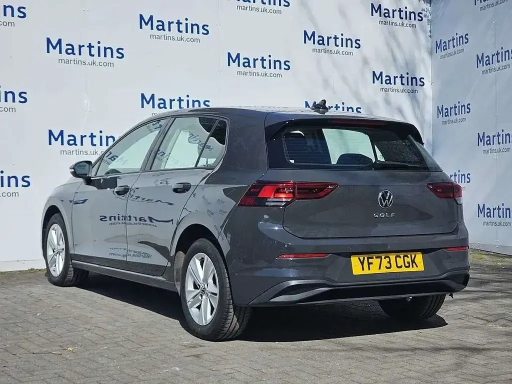 Used VW Golf VIII Life 130 HP (95 kW) 2023 Grey Hatchback