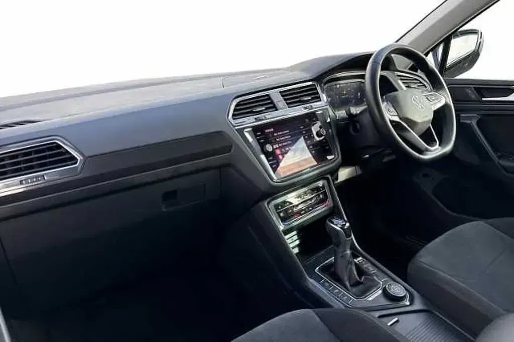 Used VW Tiguan Elegance 150 HP (110 kW) 2021 Black SUV
