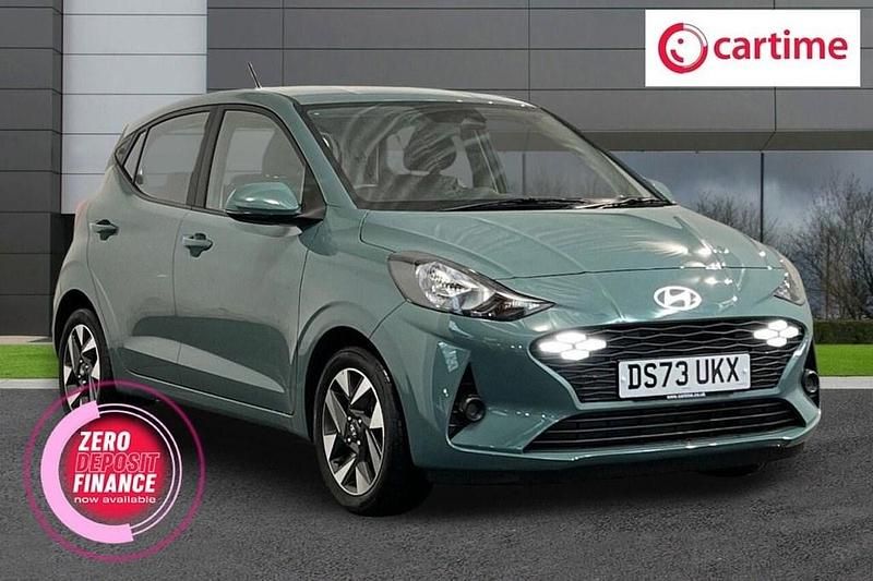 Green Used 2024 Hyundai i10 Advanced Hatchback | £14,335 (Fair price) - Image 1/4
