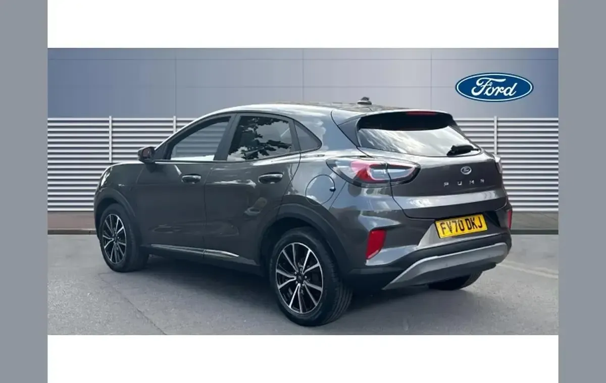 Used Ford Puma Titanium 123 HP (90 kW) 2020 Grey SUV