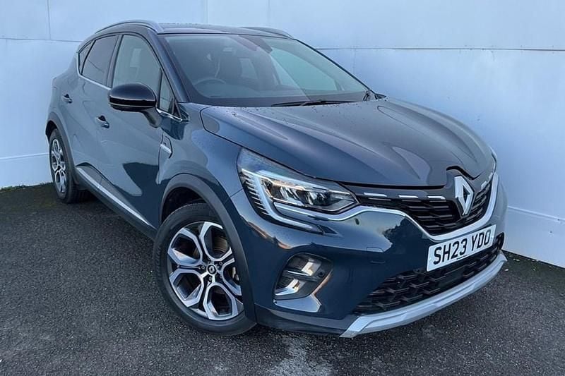 Blue/black Used 2023 Renault Captur Techno SUV | £14,990 (Good price) - Image 1/1